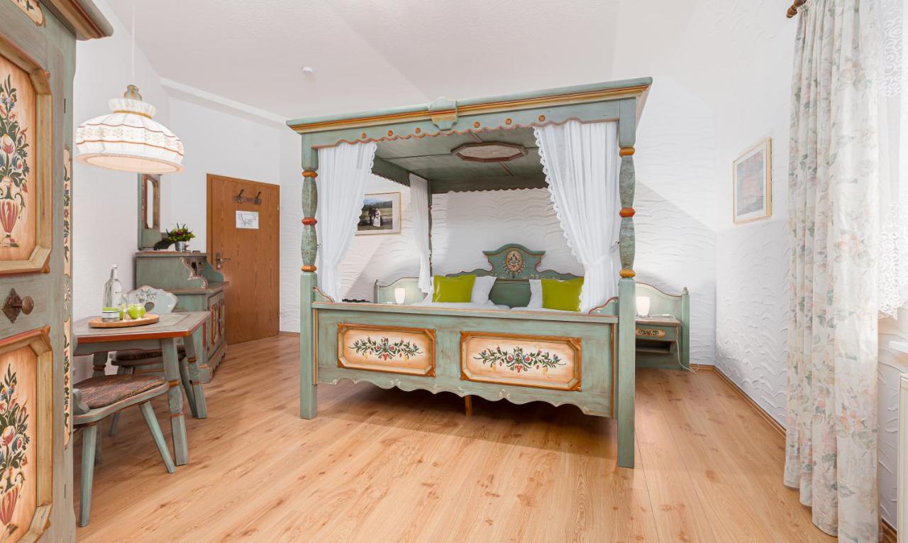 Hotel Landgasthof Hoelzer Fröndenberg Esterno foto